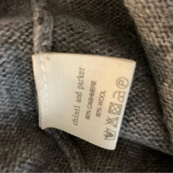 Chinti & Parker Cashmere/Wool Embroidered LOVE‎ Sweater Medium - Picture 6 of 8